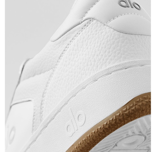 ALO Yoga White Sneakers with Tan Sole - Picture 4 of 6